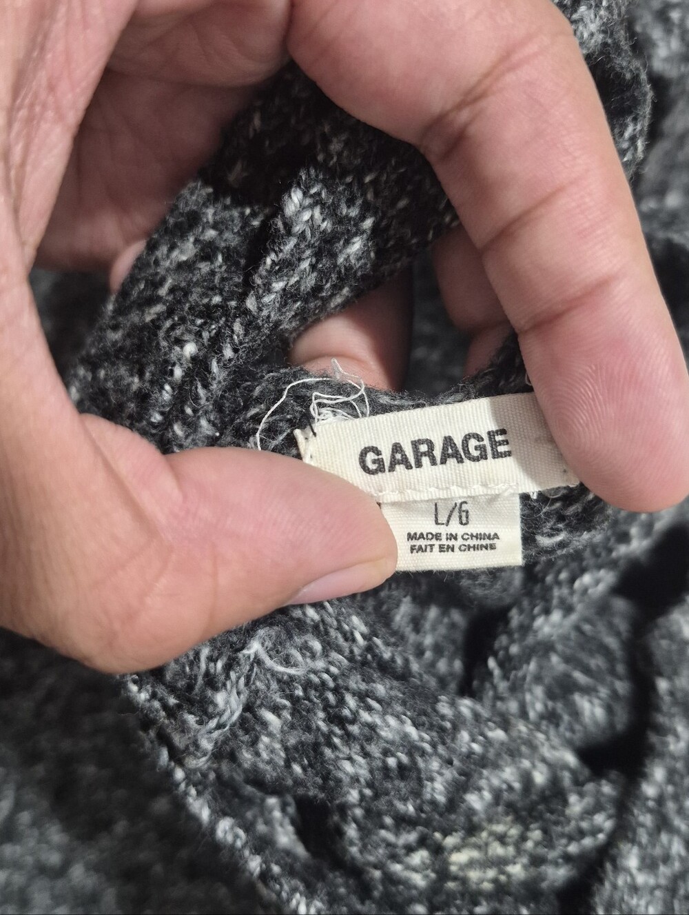Garage Women’s Charcoal Marled Sweater - L/6